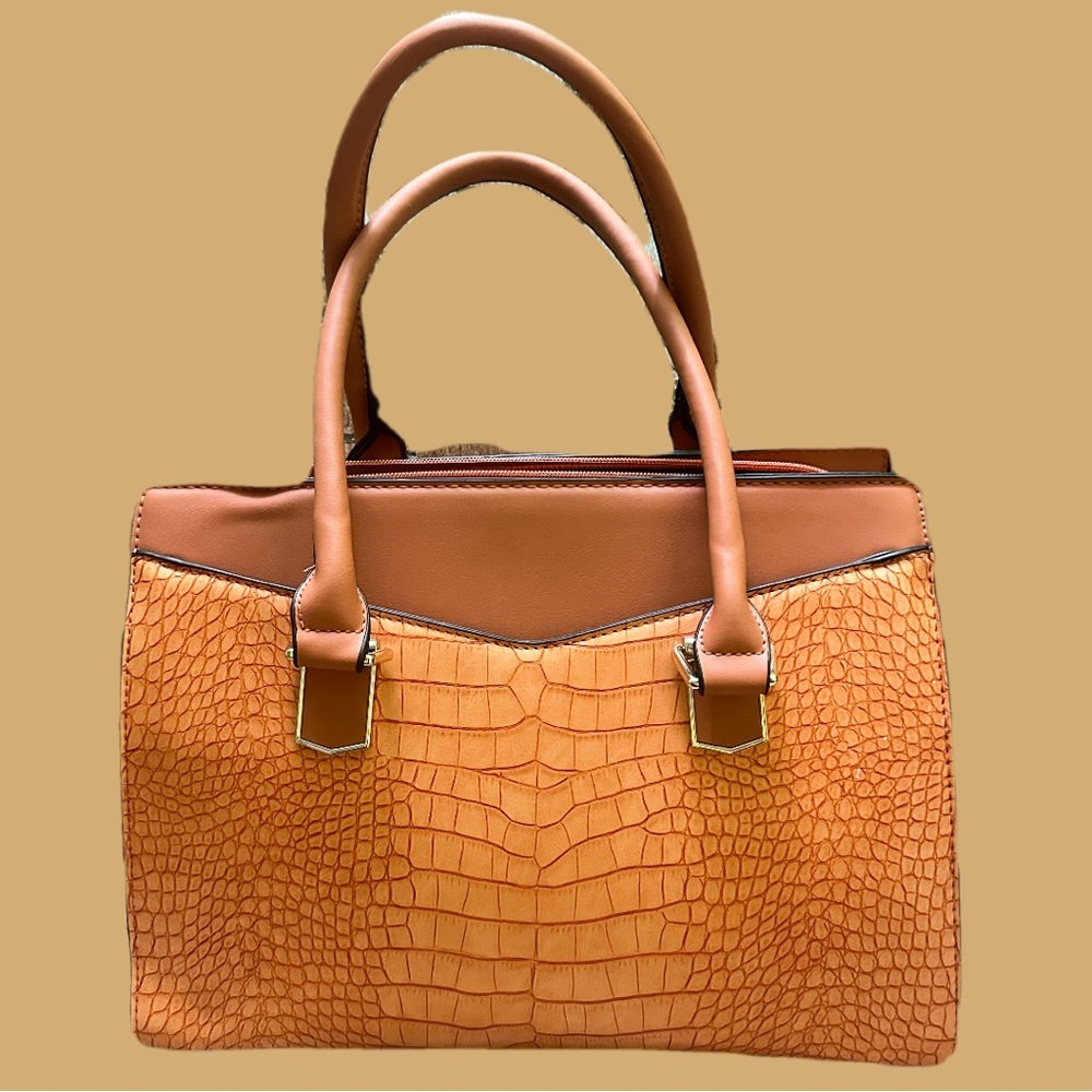 LA TERRE FASHION Elegant Tan Crocodile-Embossed Women's Bag